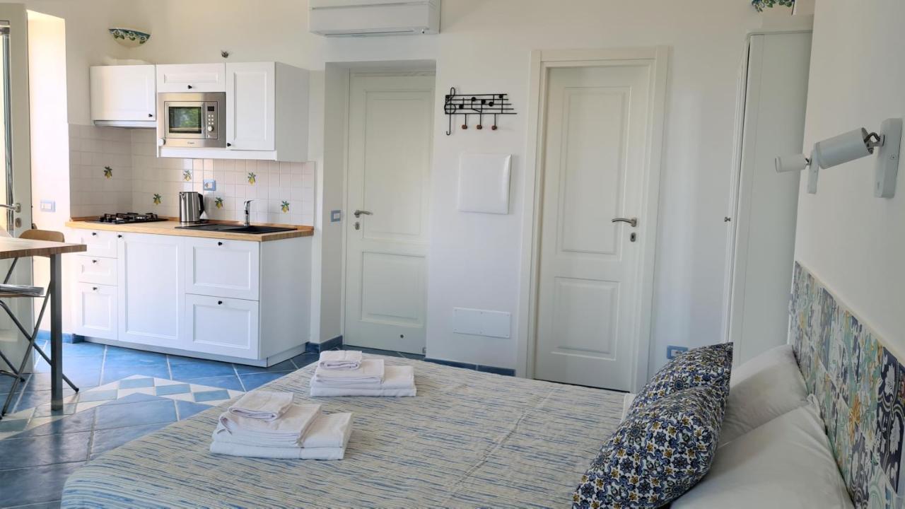 The Little Tower Of Minuta Apartment Scala Exterior foto